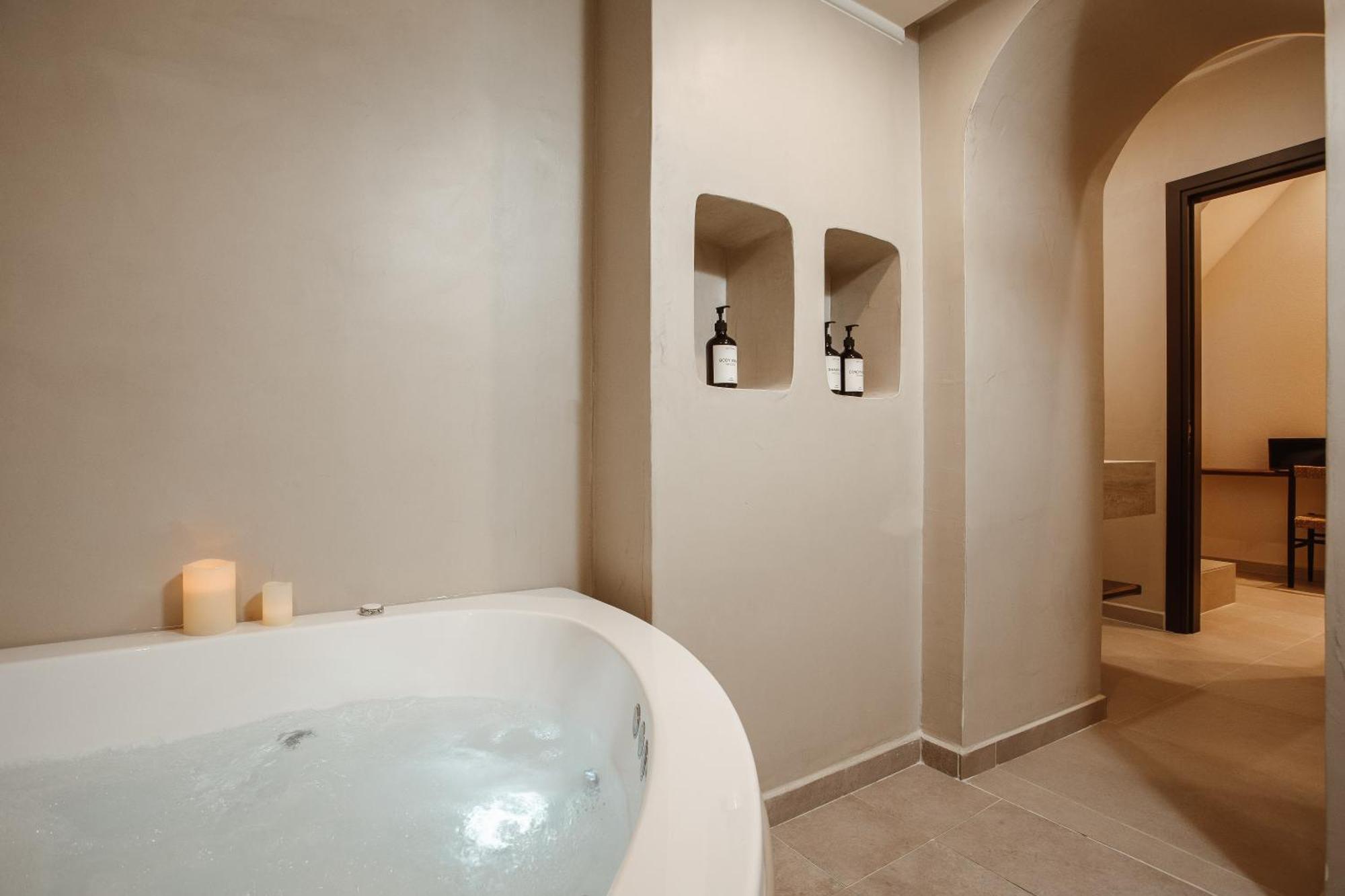 Noema Lindos - Athena Apartment Bagian luar foto
