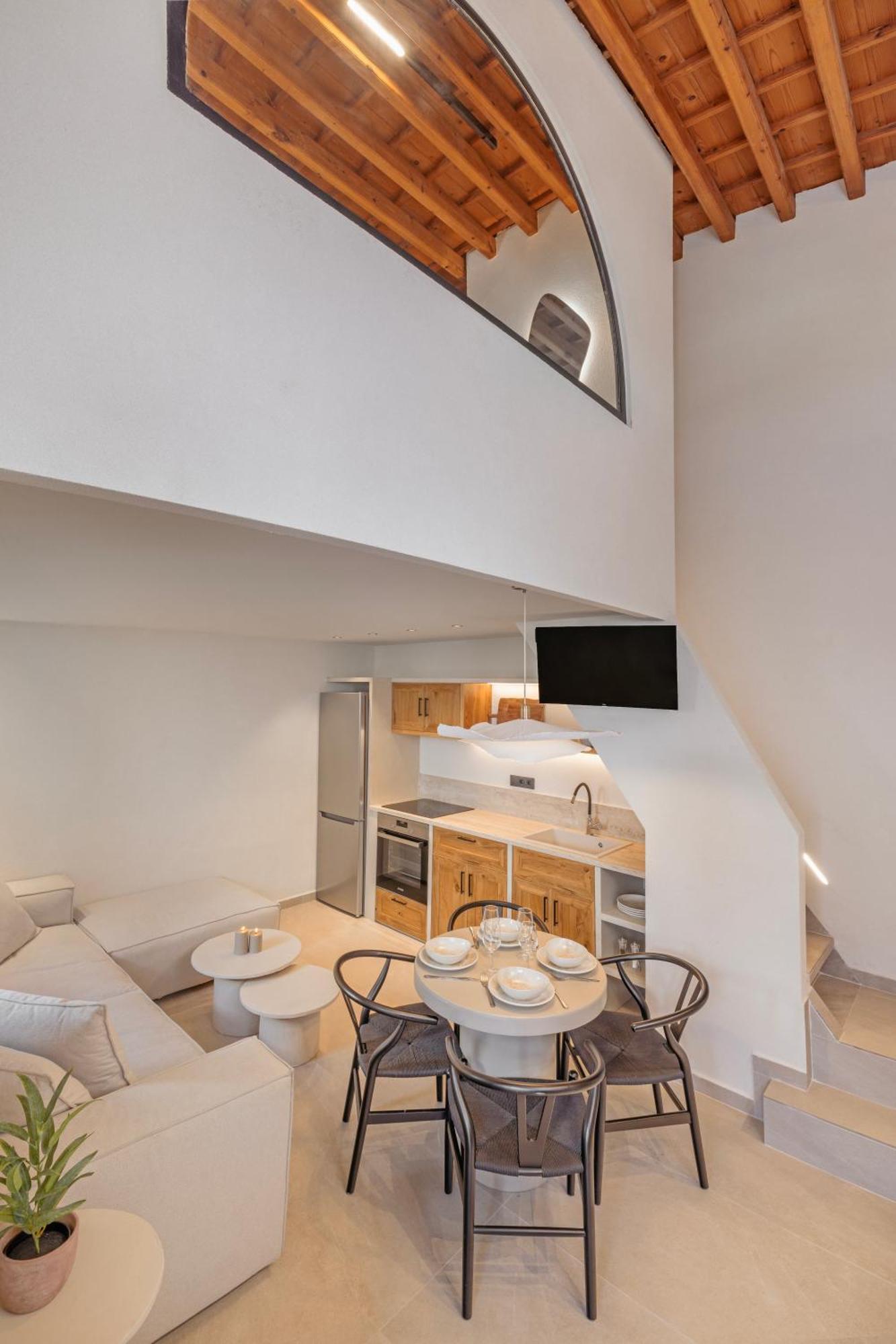 Noema Lindos - Athena Apartment Bagian luar foto