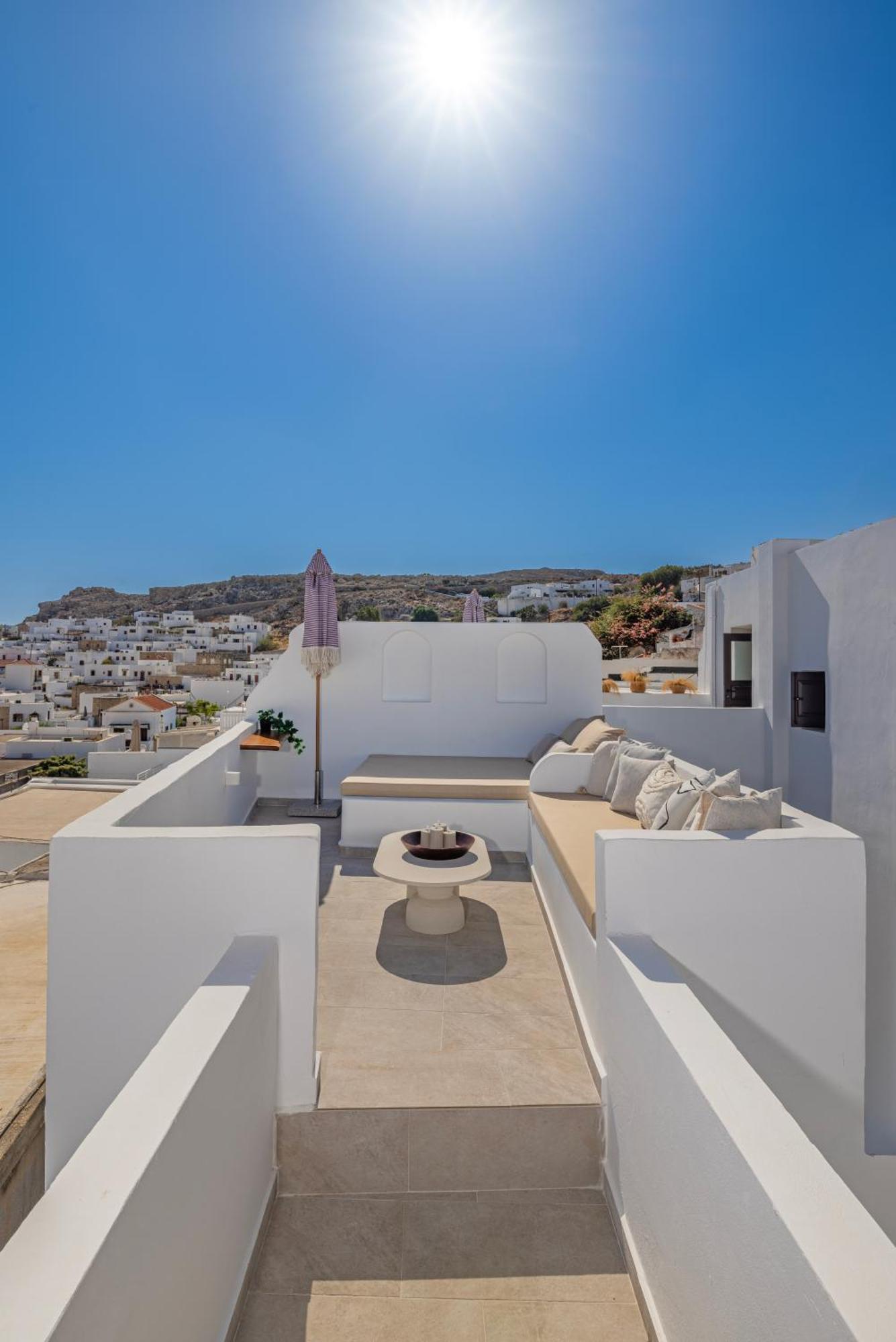 Noema Lindos - Athena Apartment Bagian luar foto